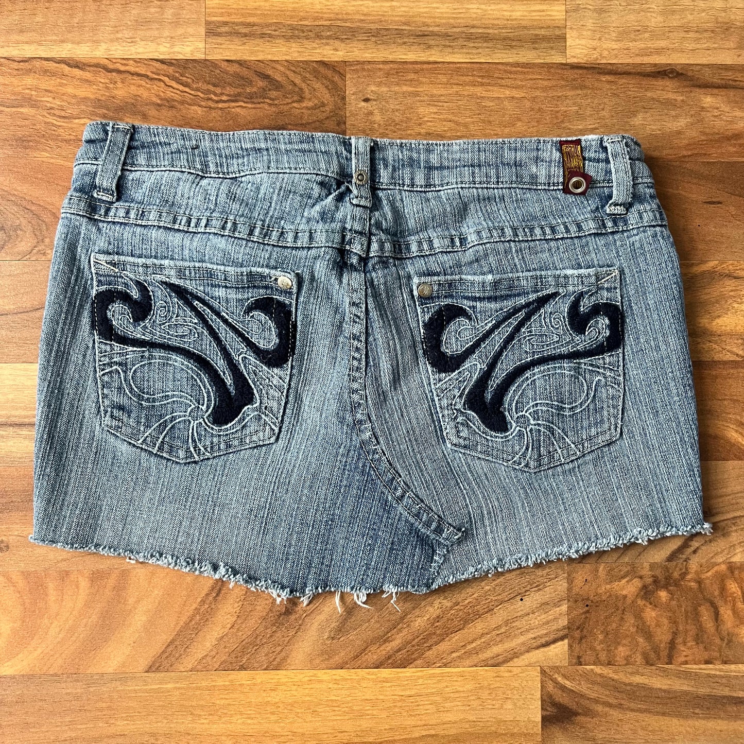 Y2K Upcycled Low Rise Mini Skirt | W: 30