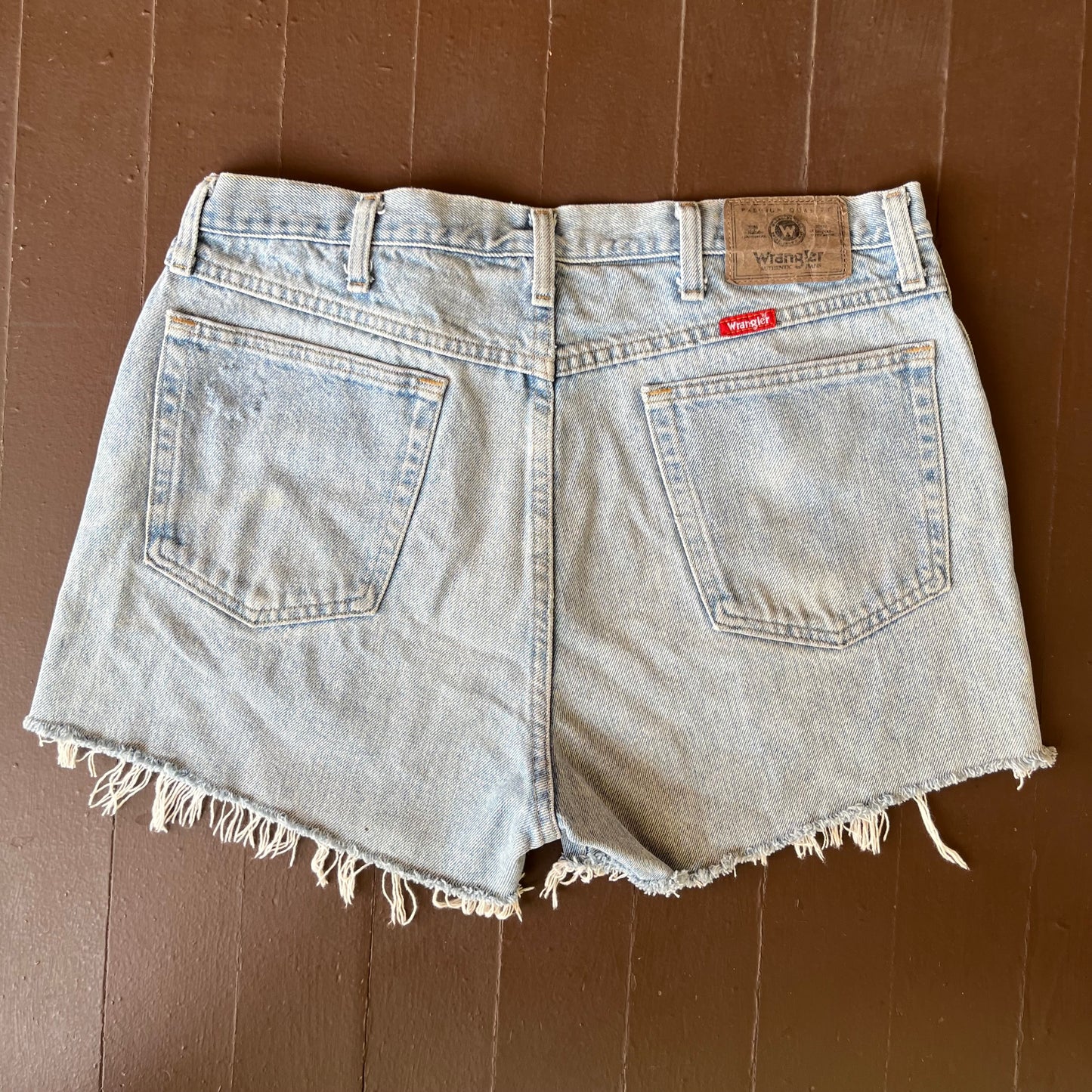 Light Wash Wrangler Cut-Offs | W: 36