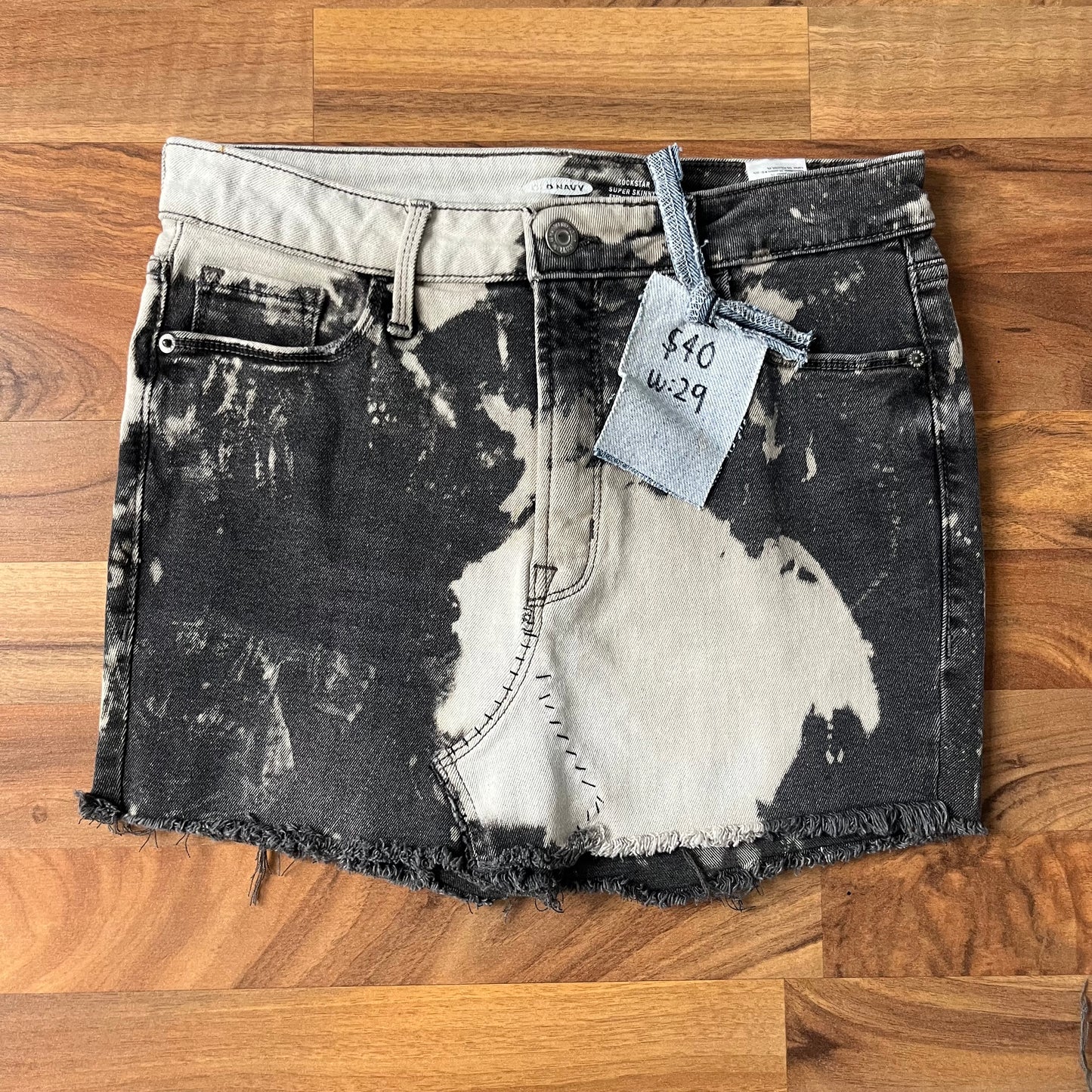 Bleached Skirt | W:29