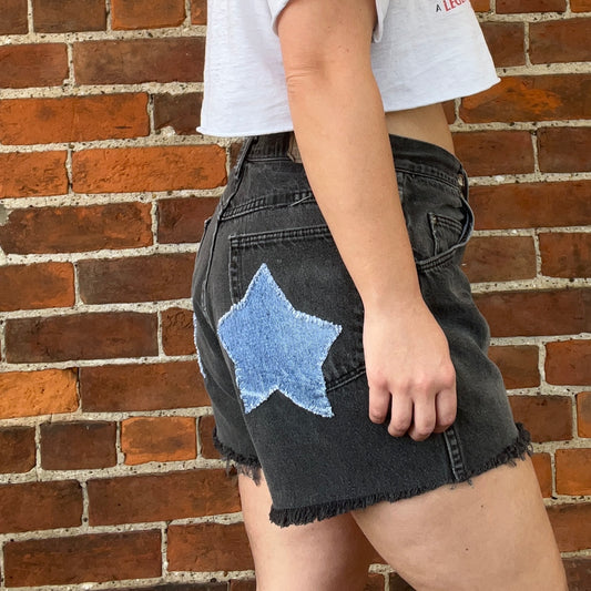 Vintage Cowboy Wrangler Shorts | W: 32