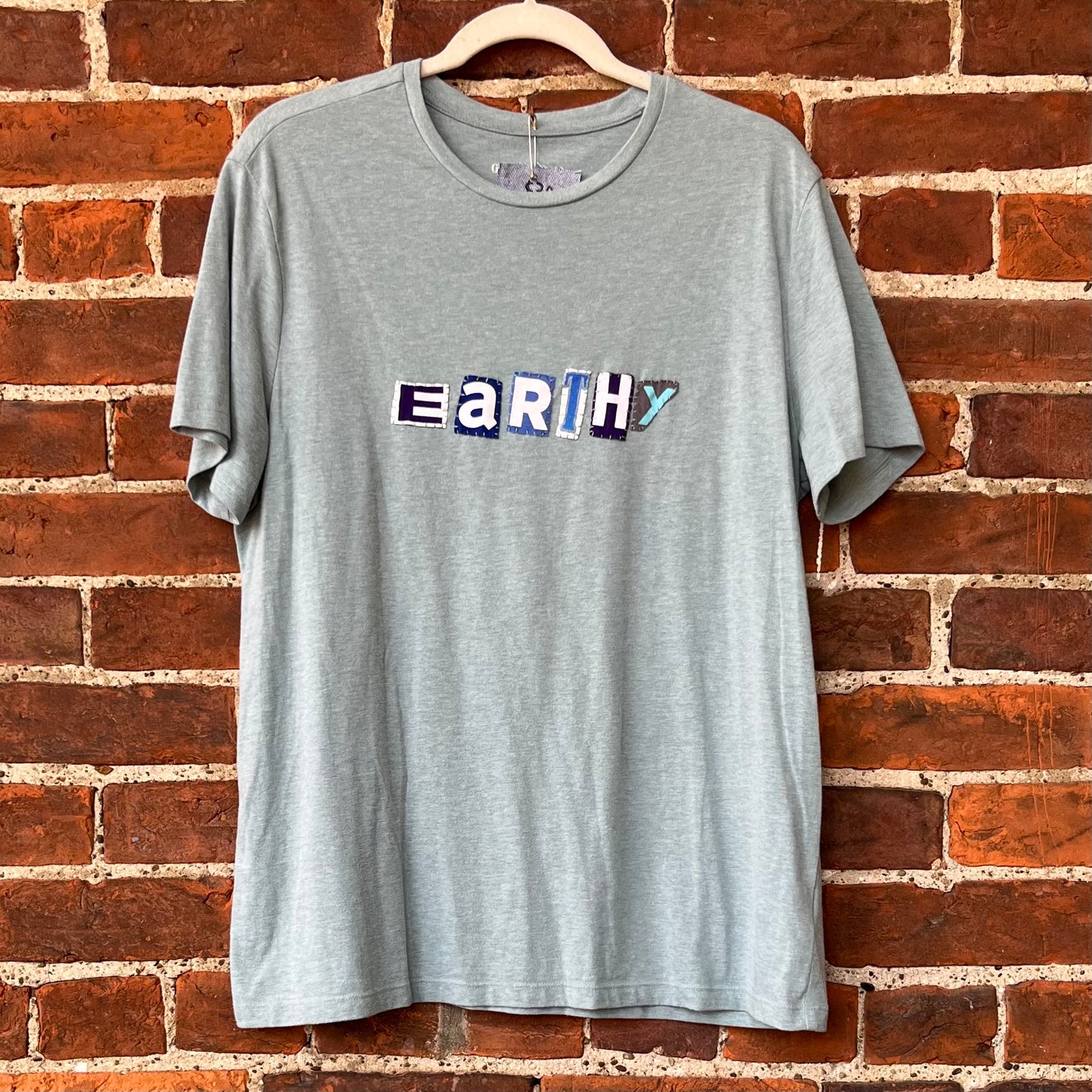 Light Blue EARTHY Ransom Tee | L