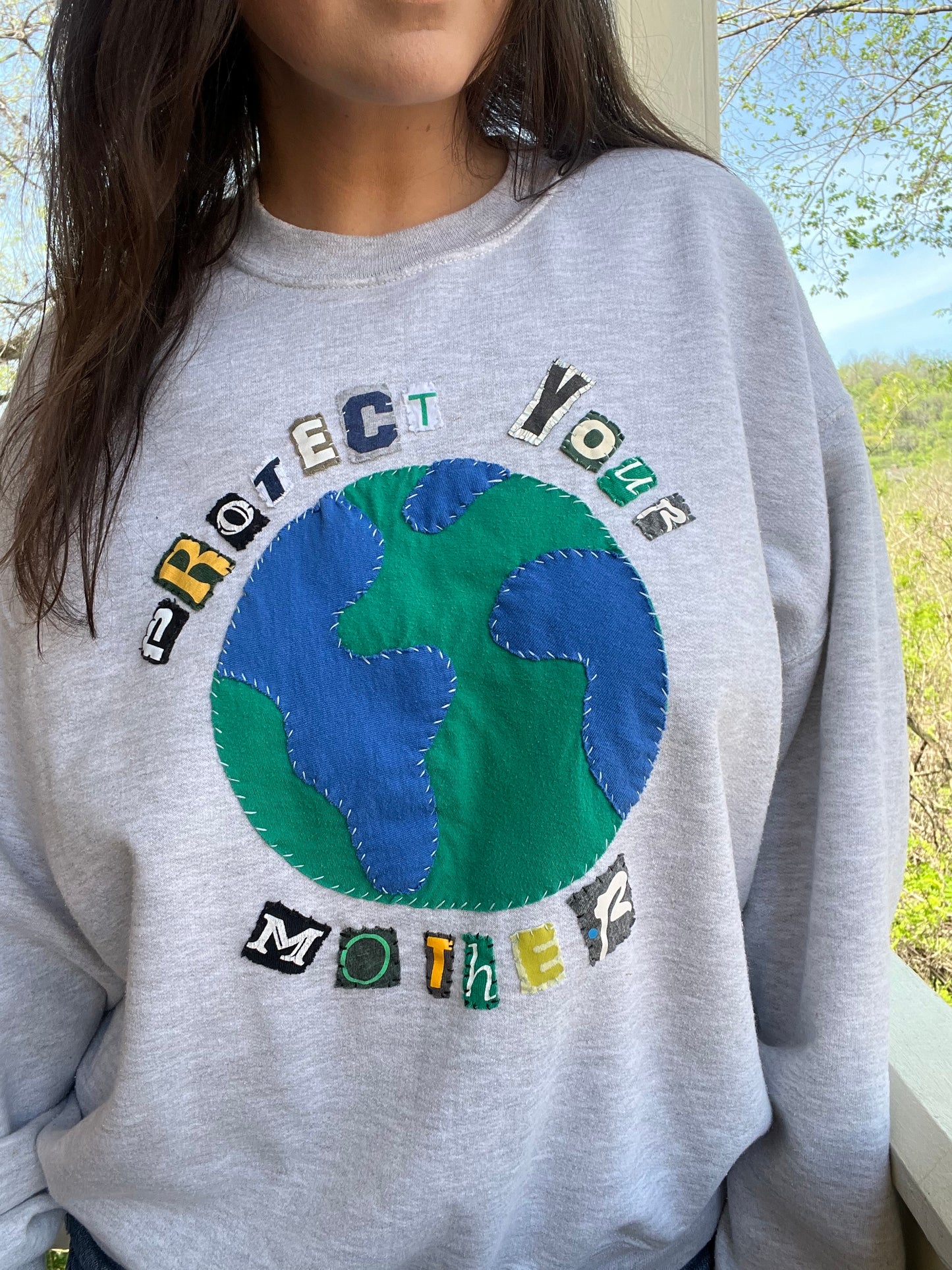 PROTECT YOUR MOTHER Crew | L