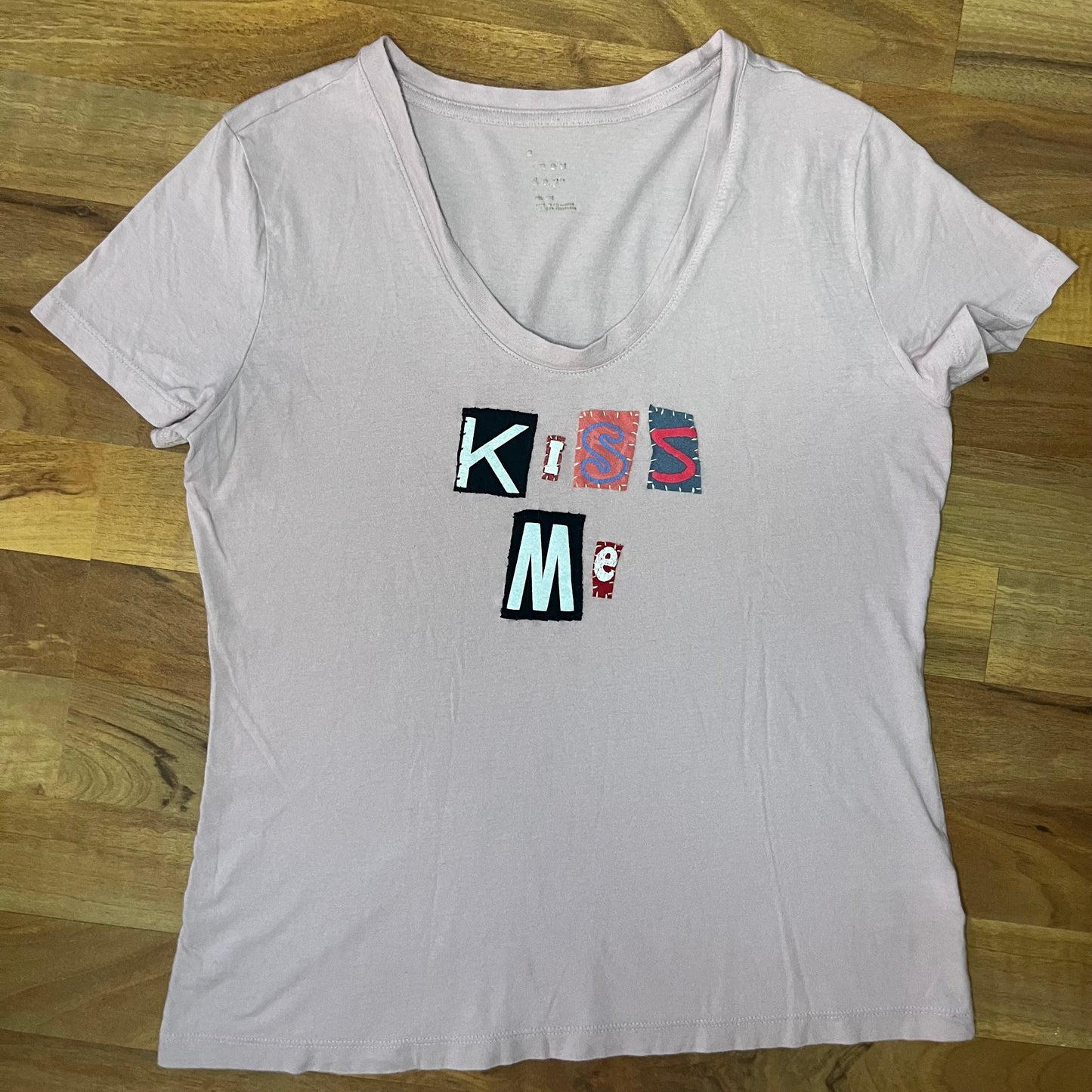 Pink KISS ME Ransom Tee | Women's M