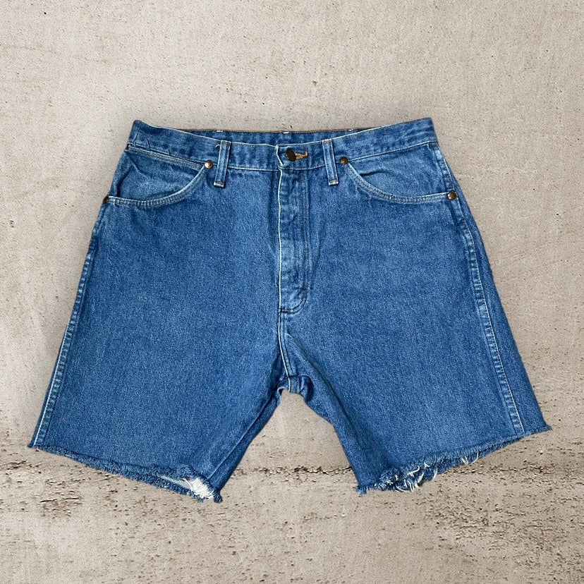 Wrangler Cut-Offs | W: 33