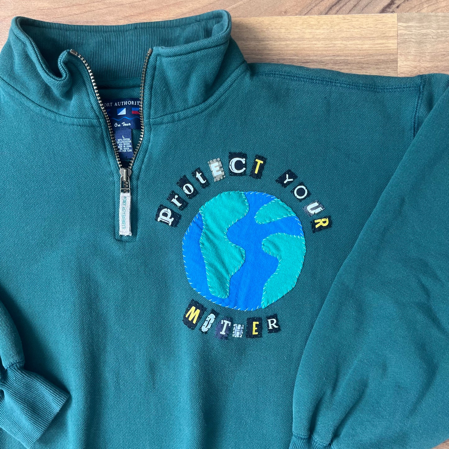 PROTECT YOUR MOTHER Zip-Up | L