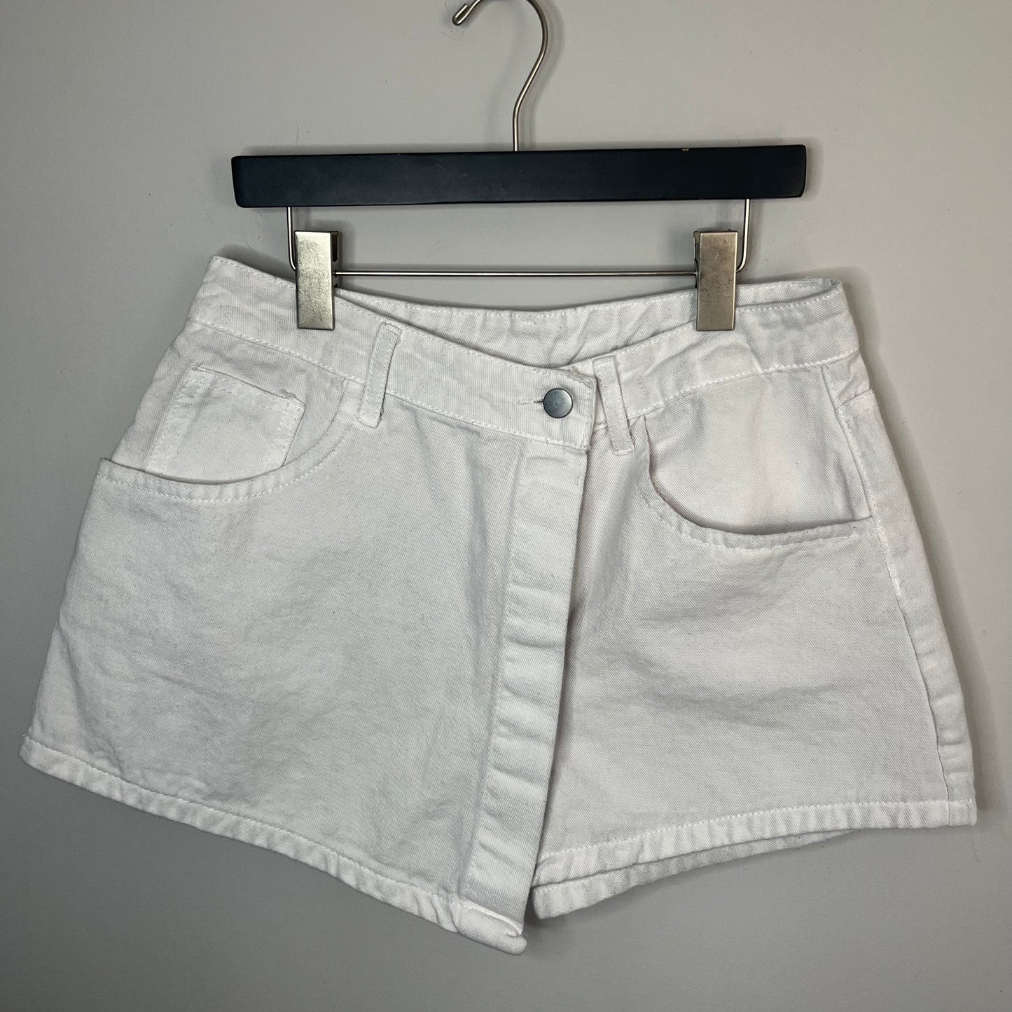 White UC Pocket Skort | W: 28