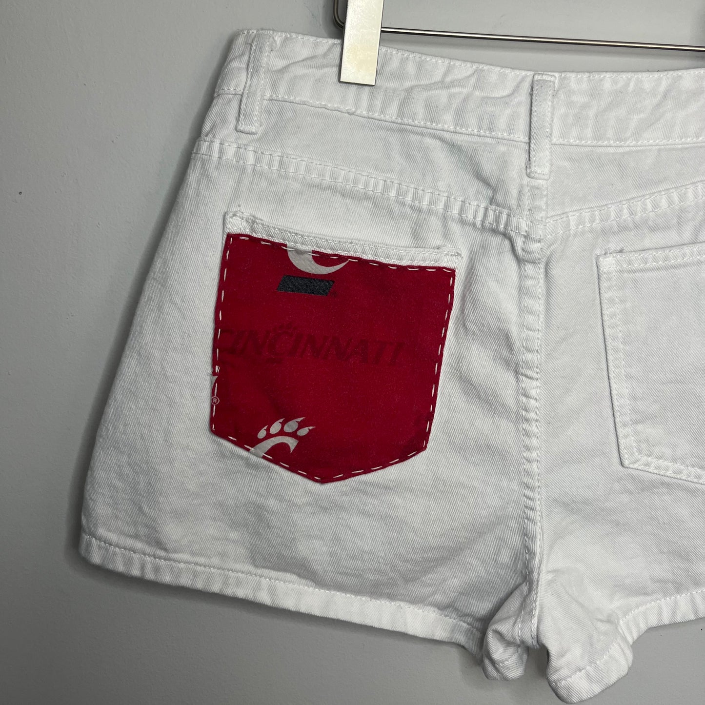 White UC Pocket Skort | W: 28