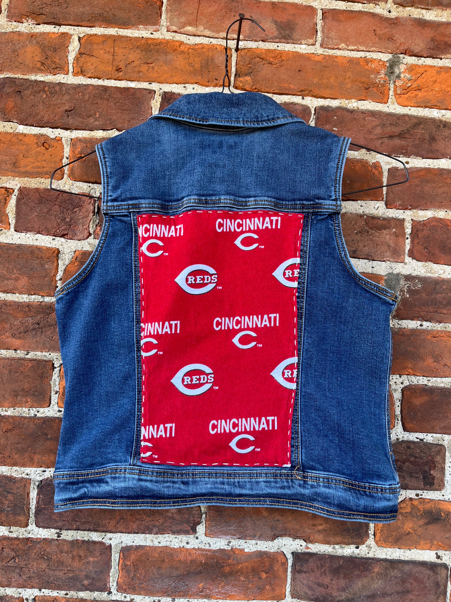 Cincy Reds Kids Vest | Youth XL / Women's S