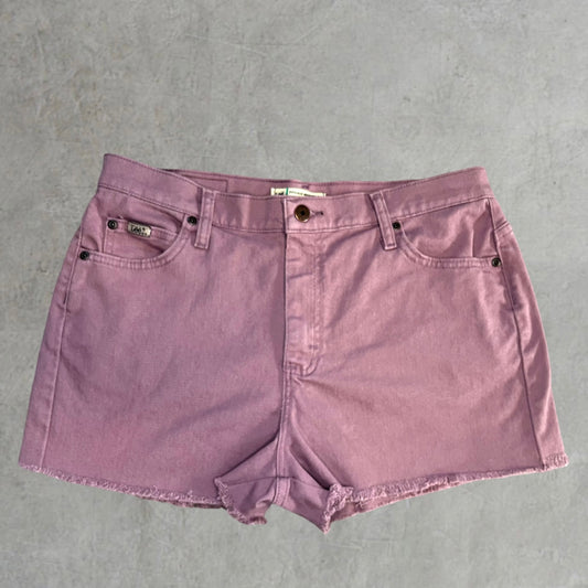 Light Purple Lee | W: 33 in
