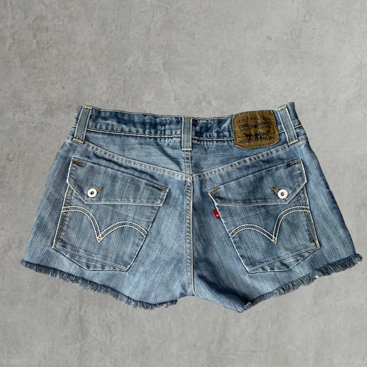 Vintage Levi's Cut-Offs | W: 32