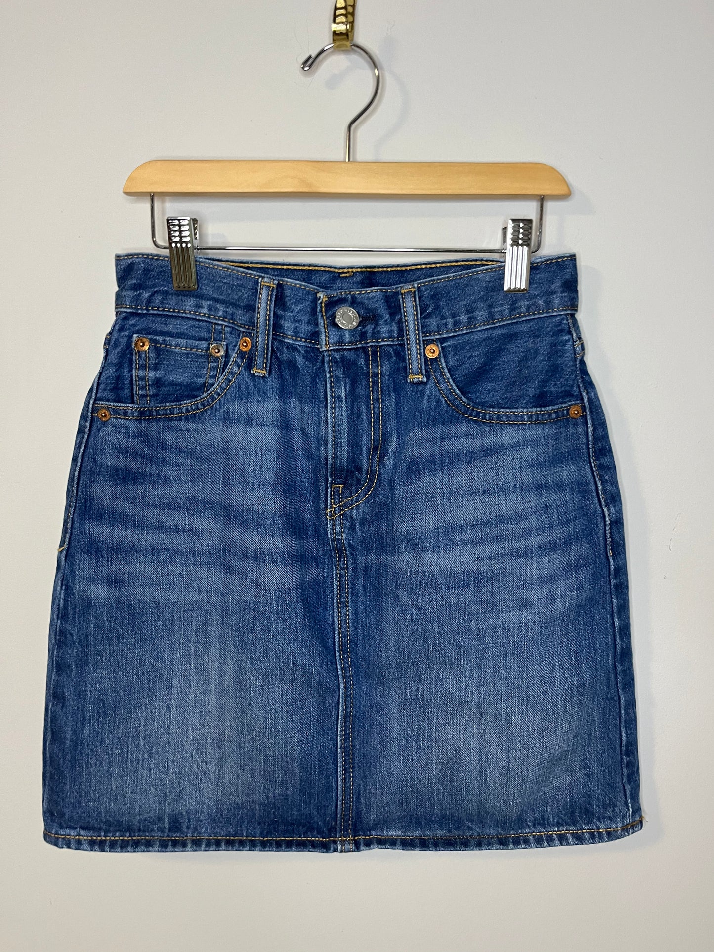 Levi's High Waist Skirt with Floral Pink Back Pocket | Waist 25