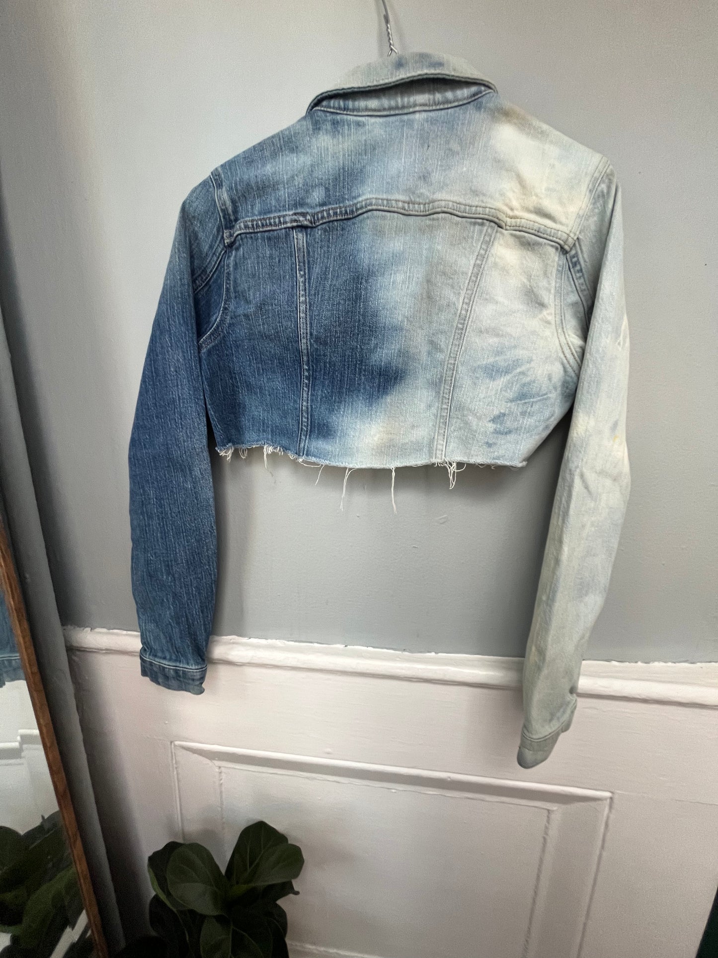 Cropped Split Bleach Denim Jacket | Women's S