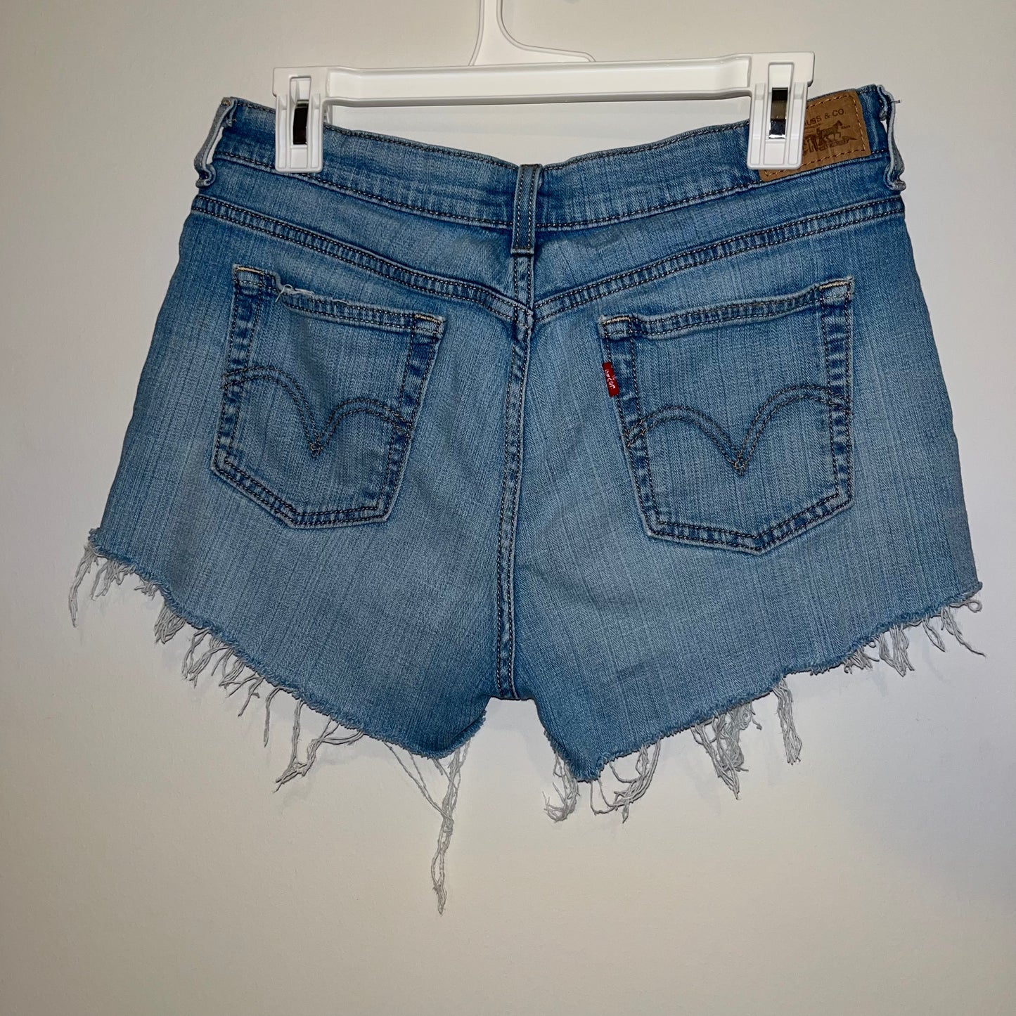 Light Wash Distressed 515 Levi's