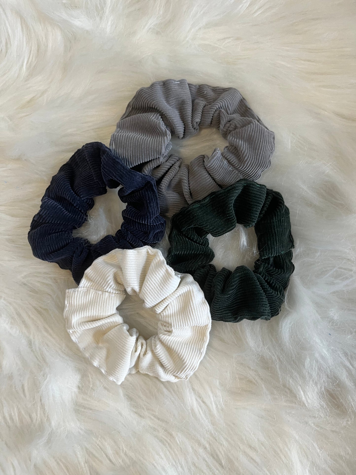 Corduroy Basics Scrunchie 4 Pack