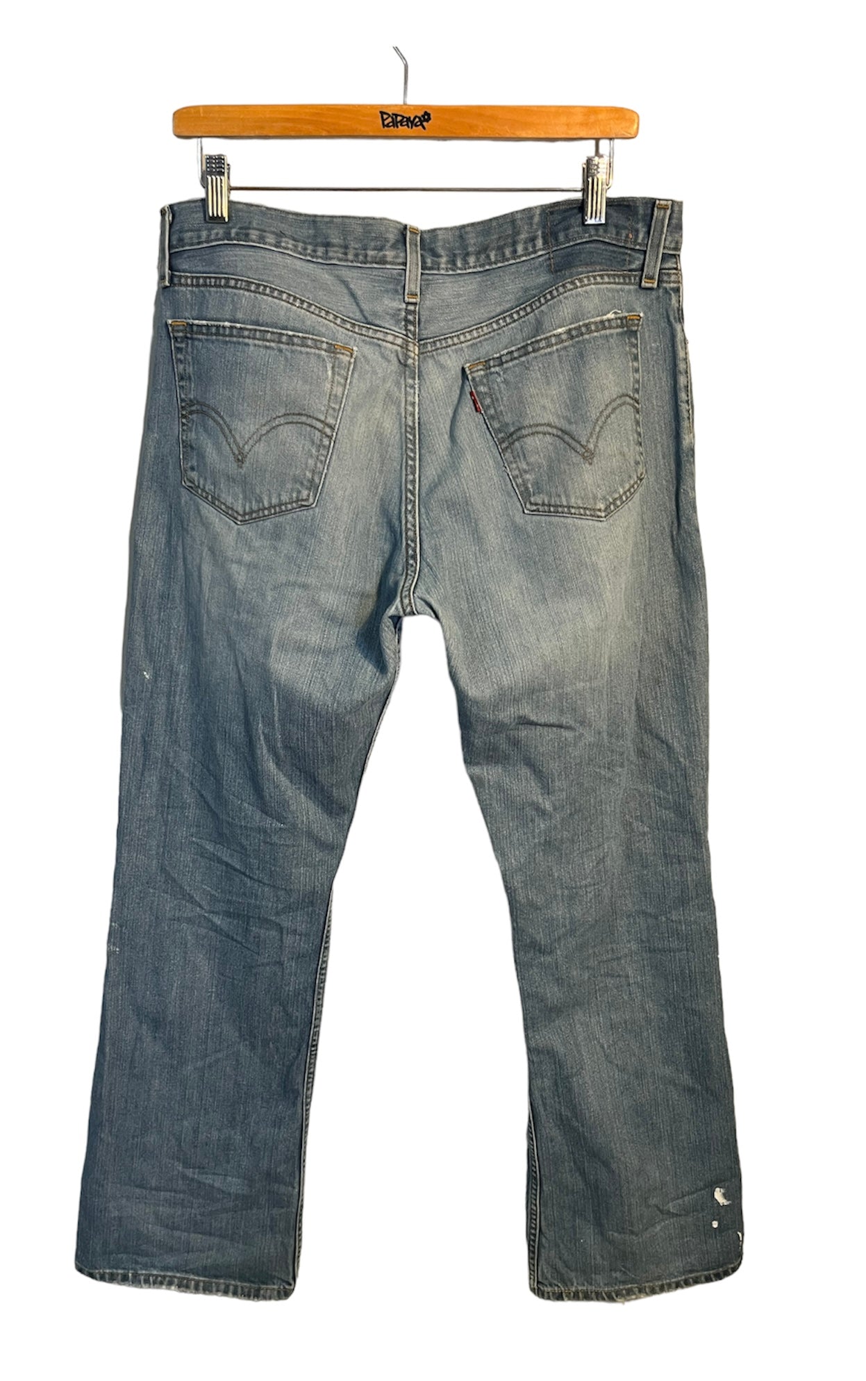 Medium Wash Painted Levi's 527 | Waist 36