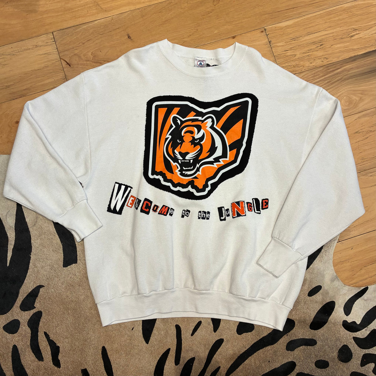 WELCOME TO THE JUNGLE Vintage Crew | XXL
