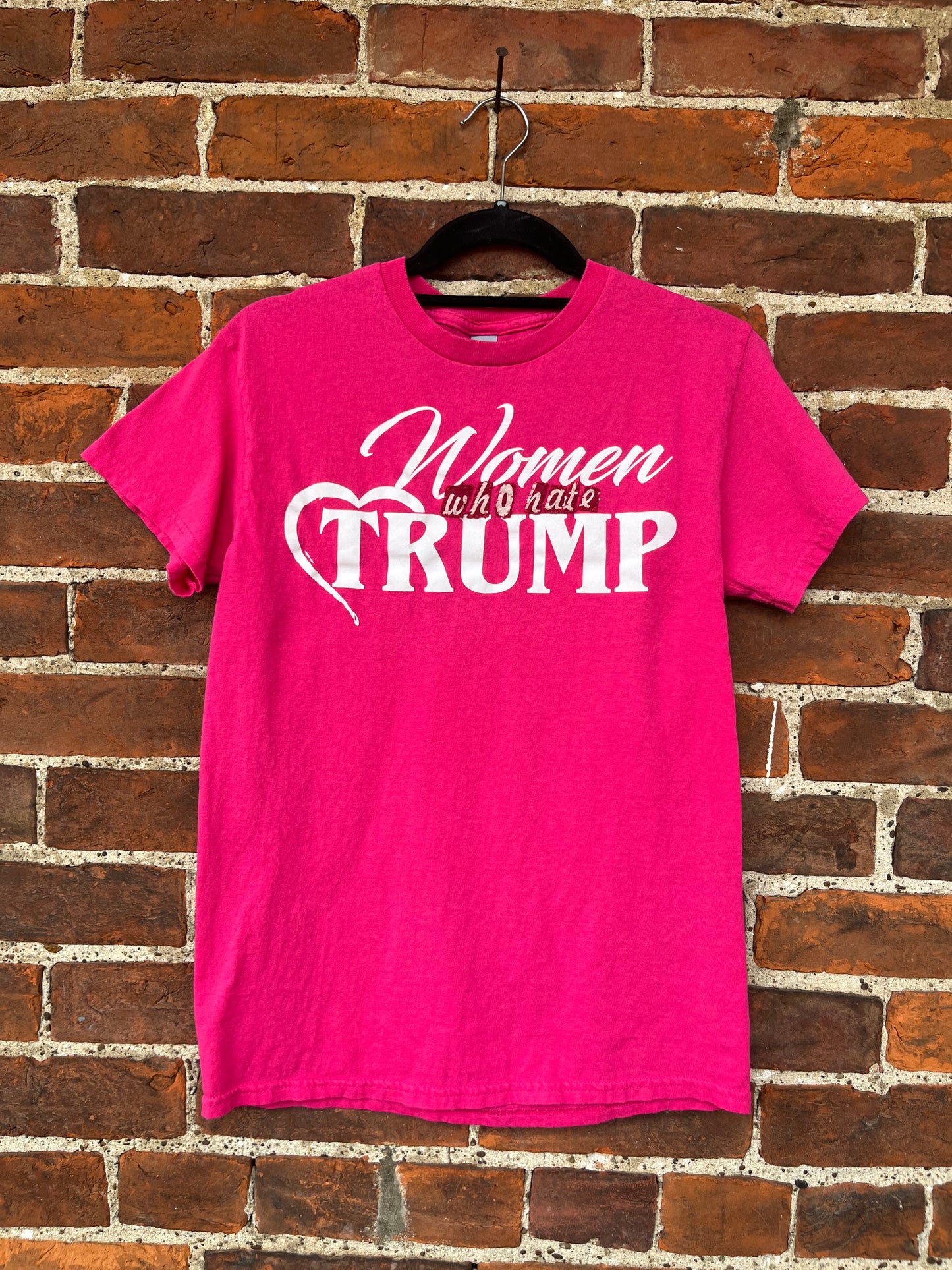 WOMEN WHO HATE TRUMP | S