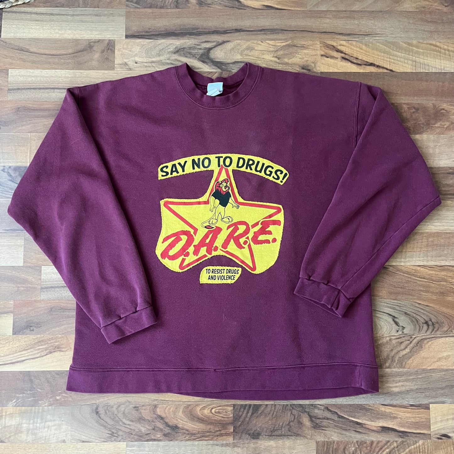 Vintage DARE Crew | L
