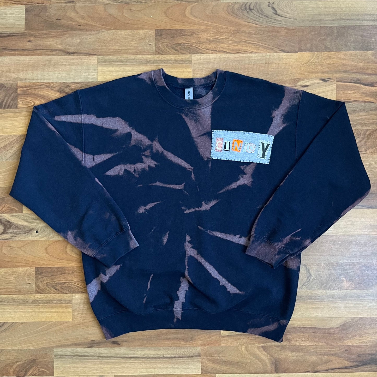 Bleached Navy CINCY Ransom Crew | L