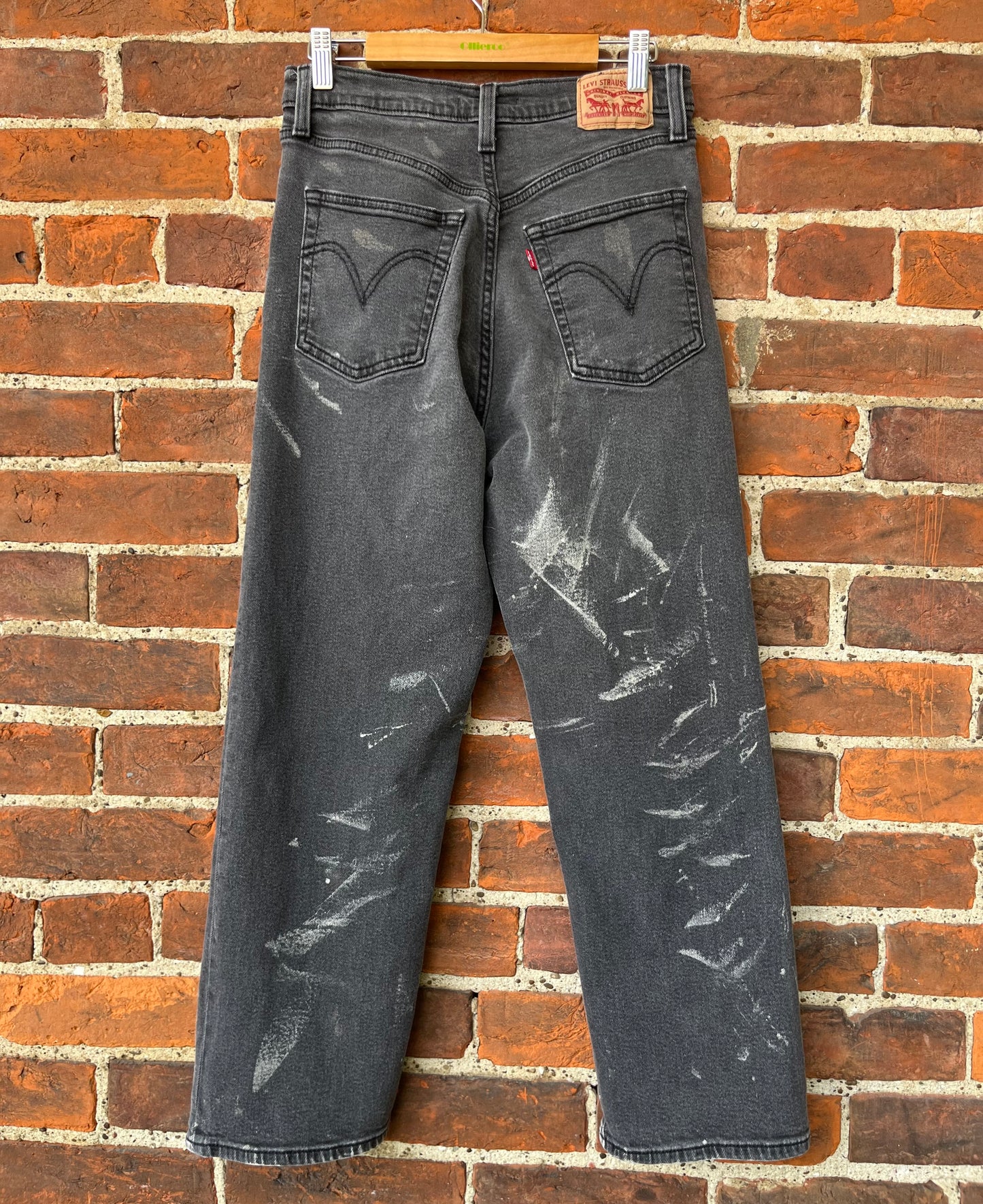 Gray Bleached Levi's | W: 29