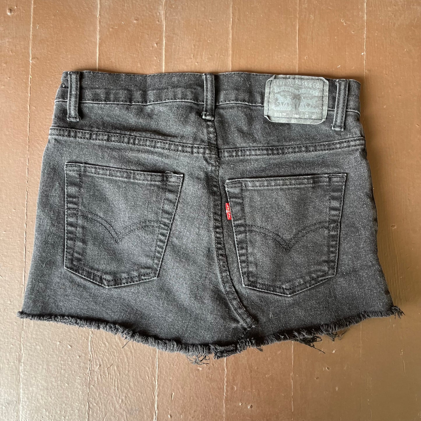 Black Levi's Upcycled Mini Skirt | W: 27