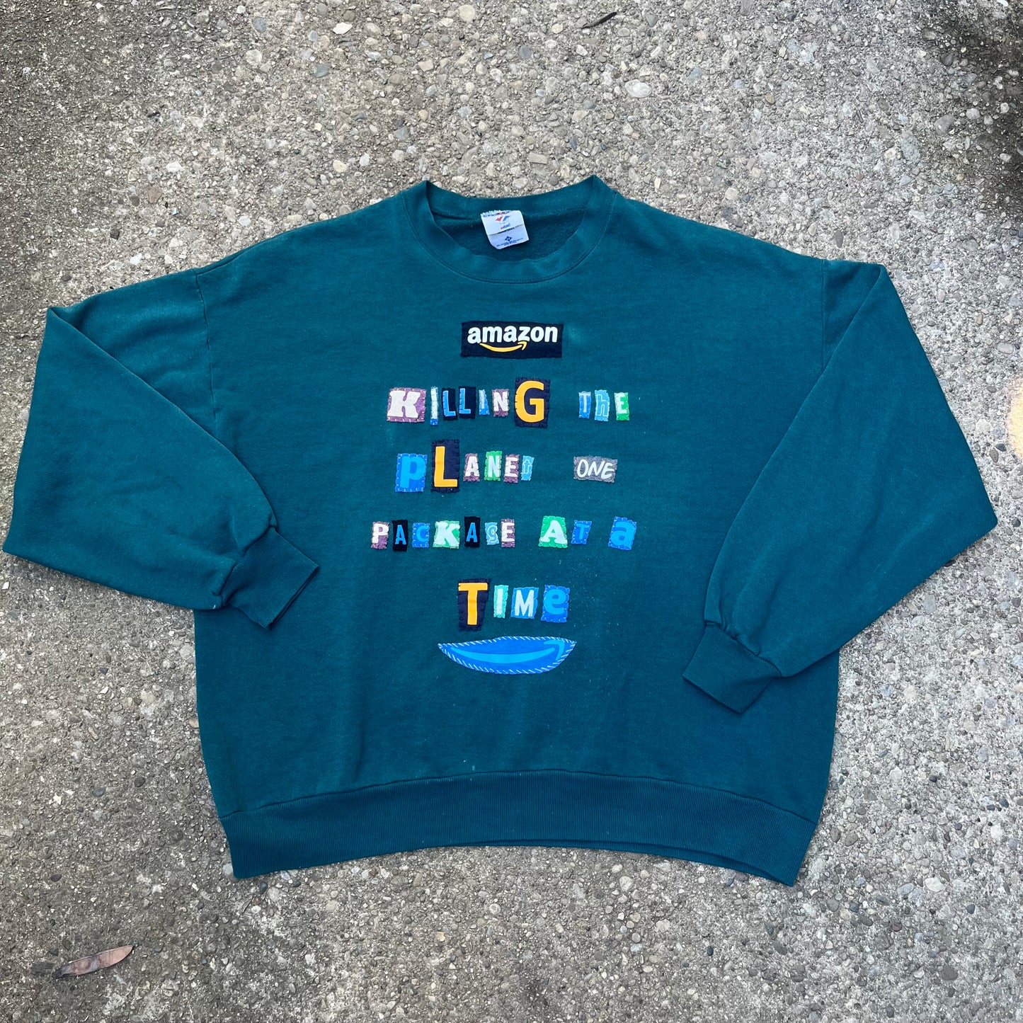 Am*zon Vintage Crew | 2XL