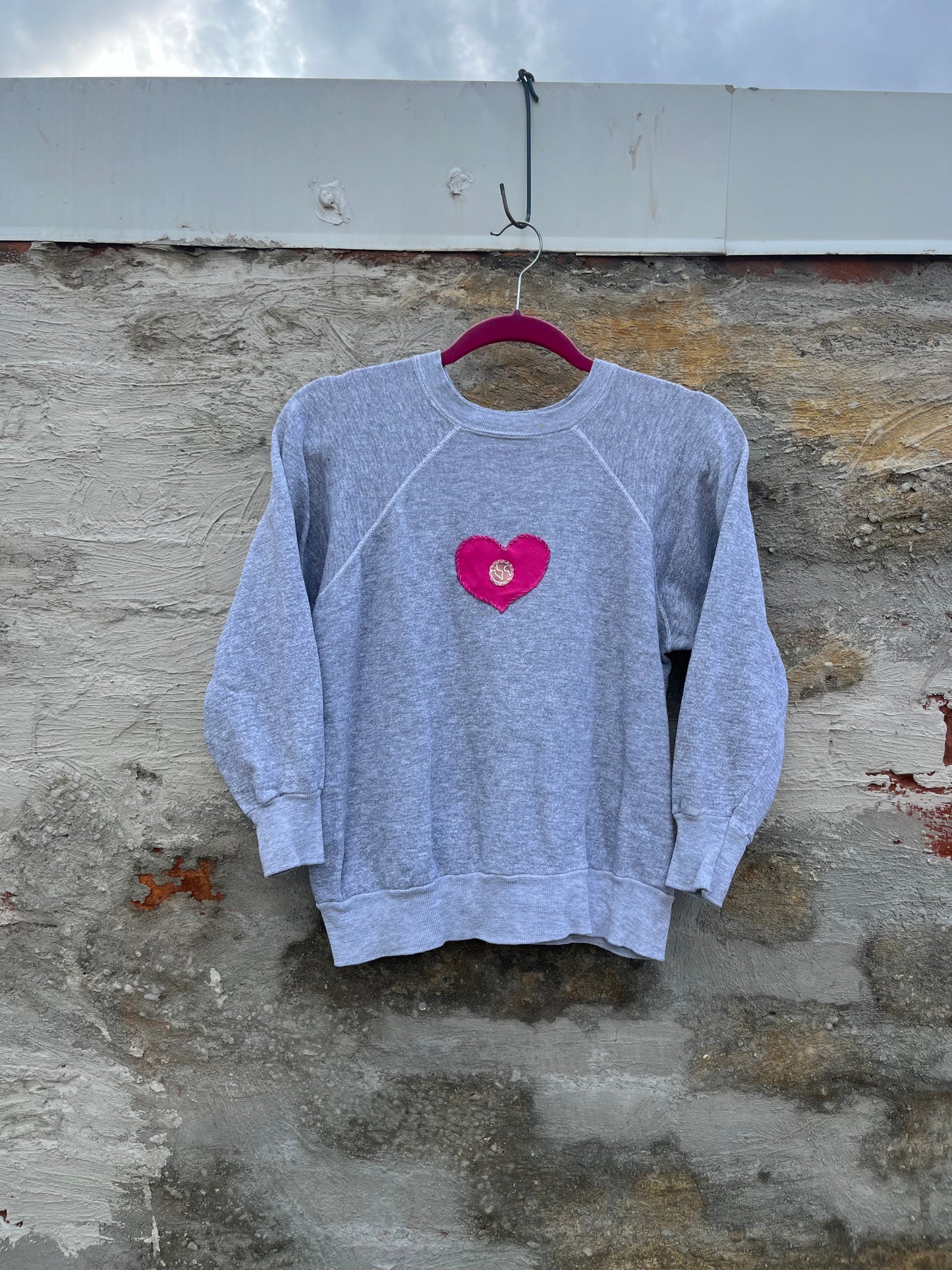 <3 earth super vintage crew | XS