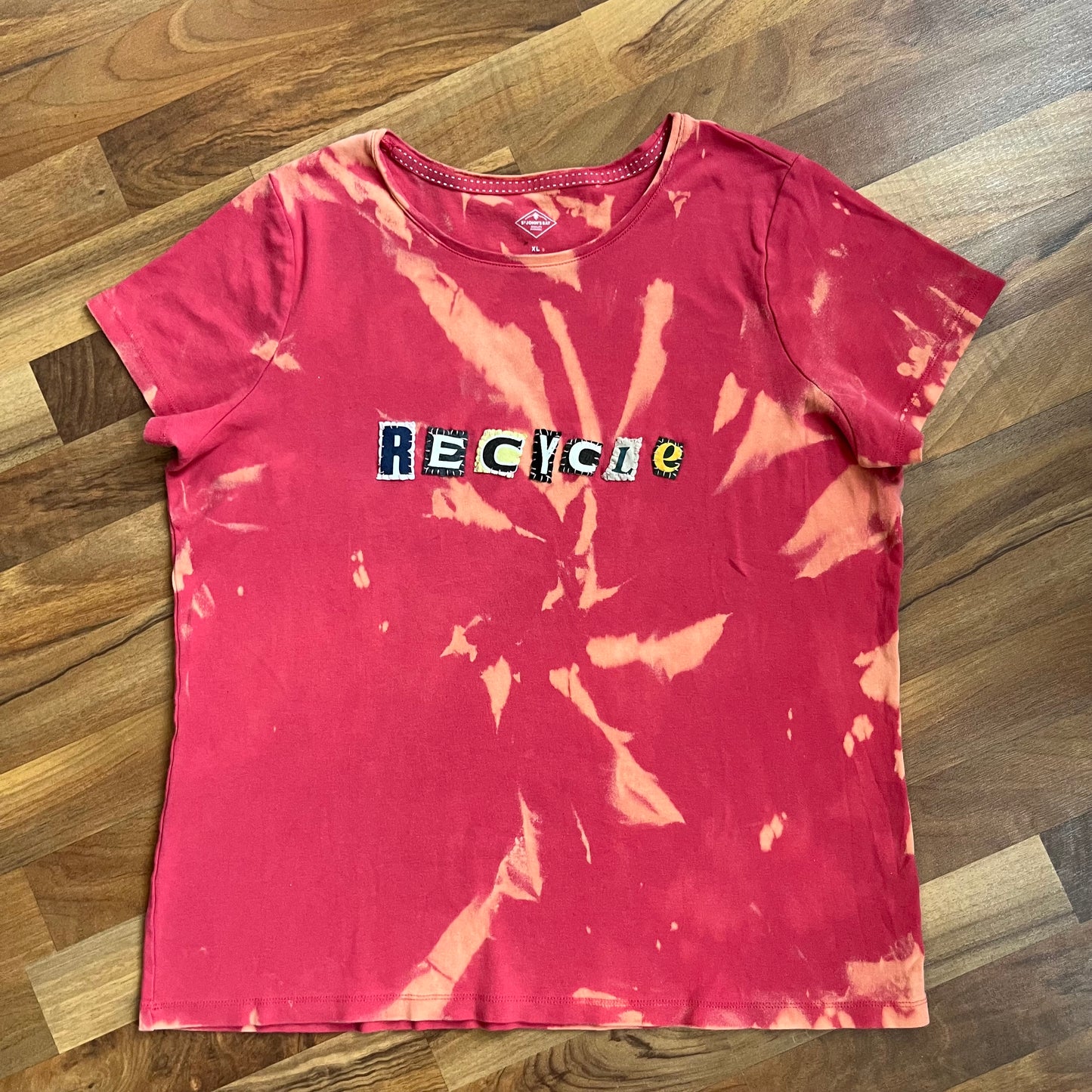 Bleached RECYCLE Ransom Note Tee | Women's XL