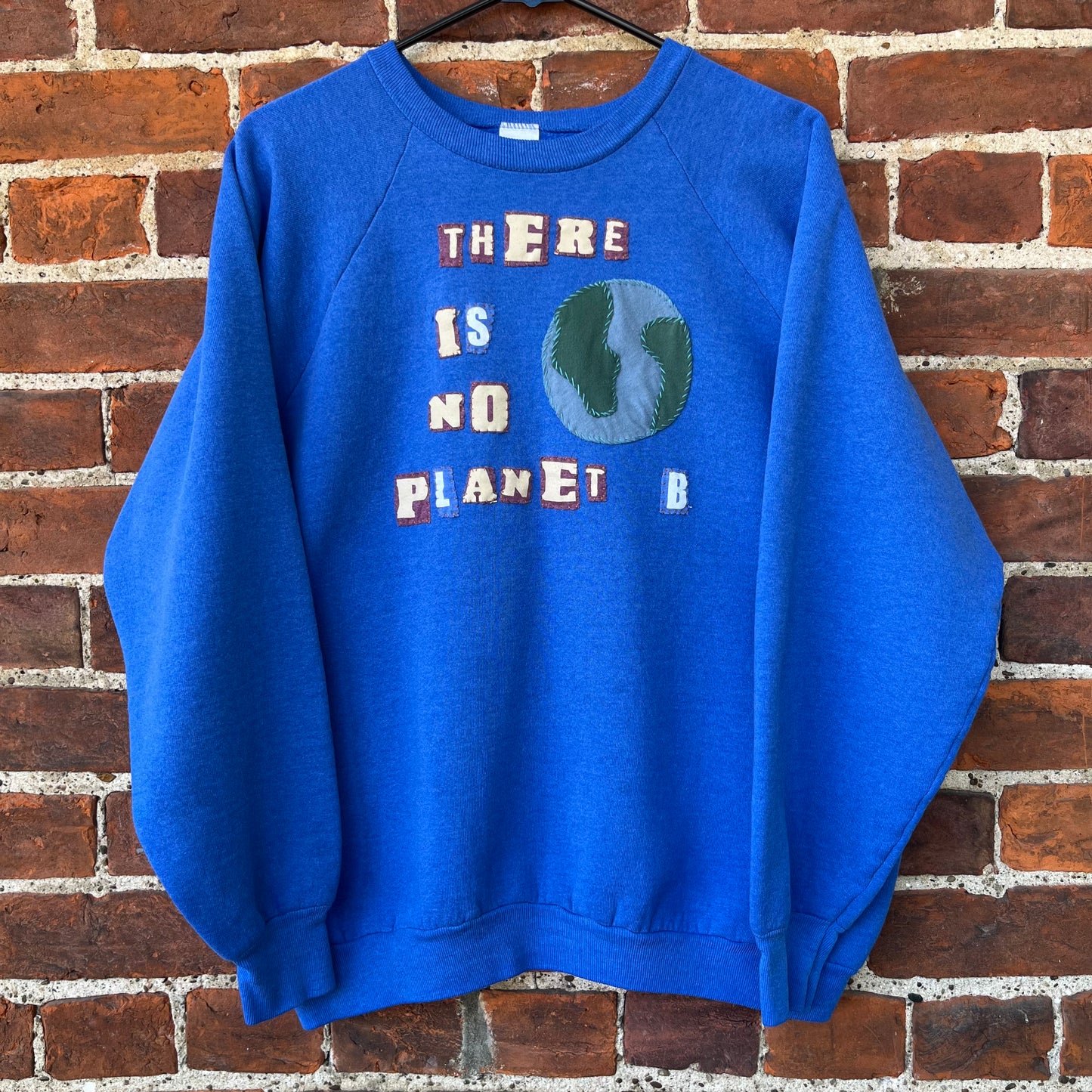 Vintage No Planet B Crew | L
