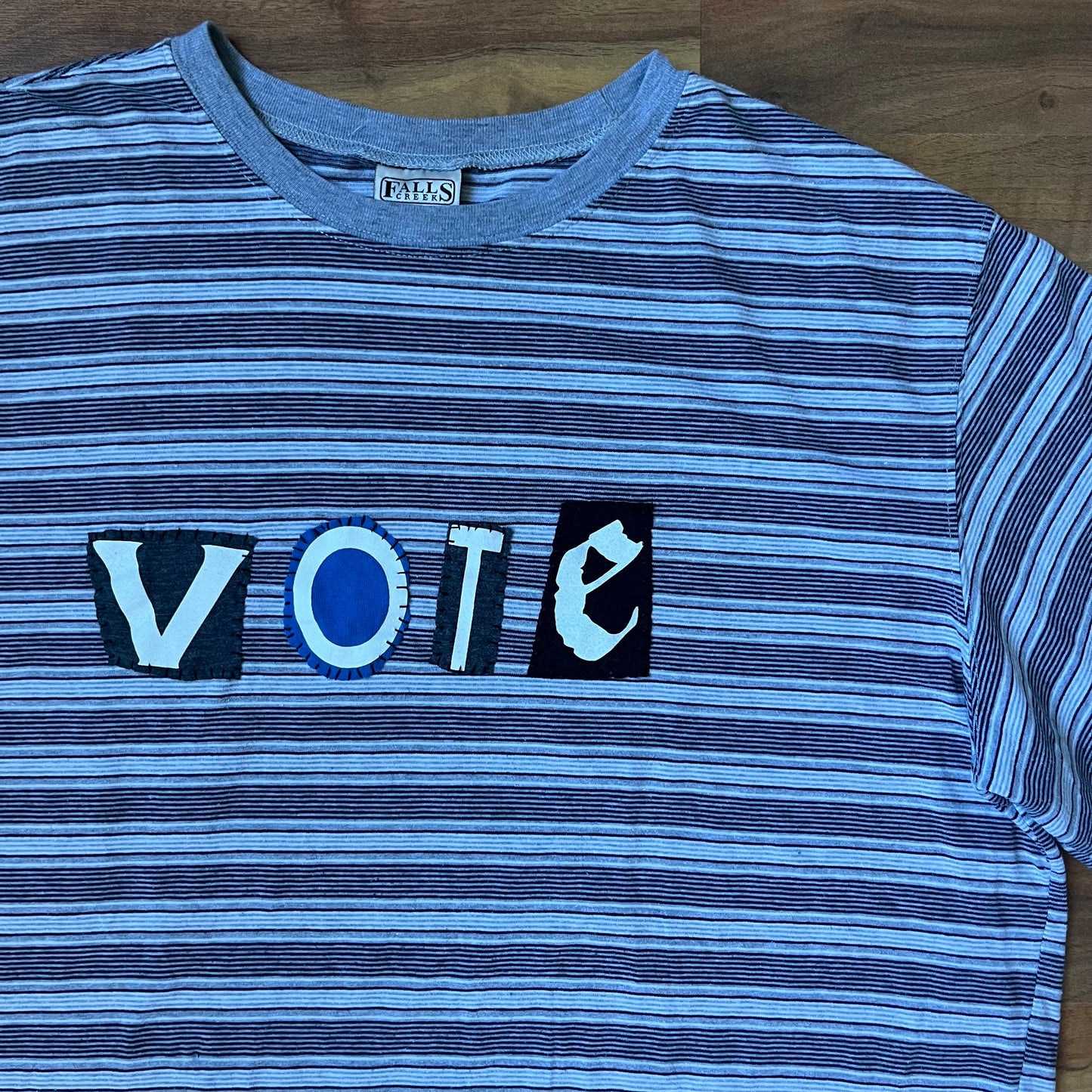 Vintage VOTE Ransom Tee | XL