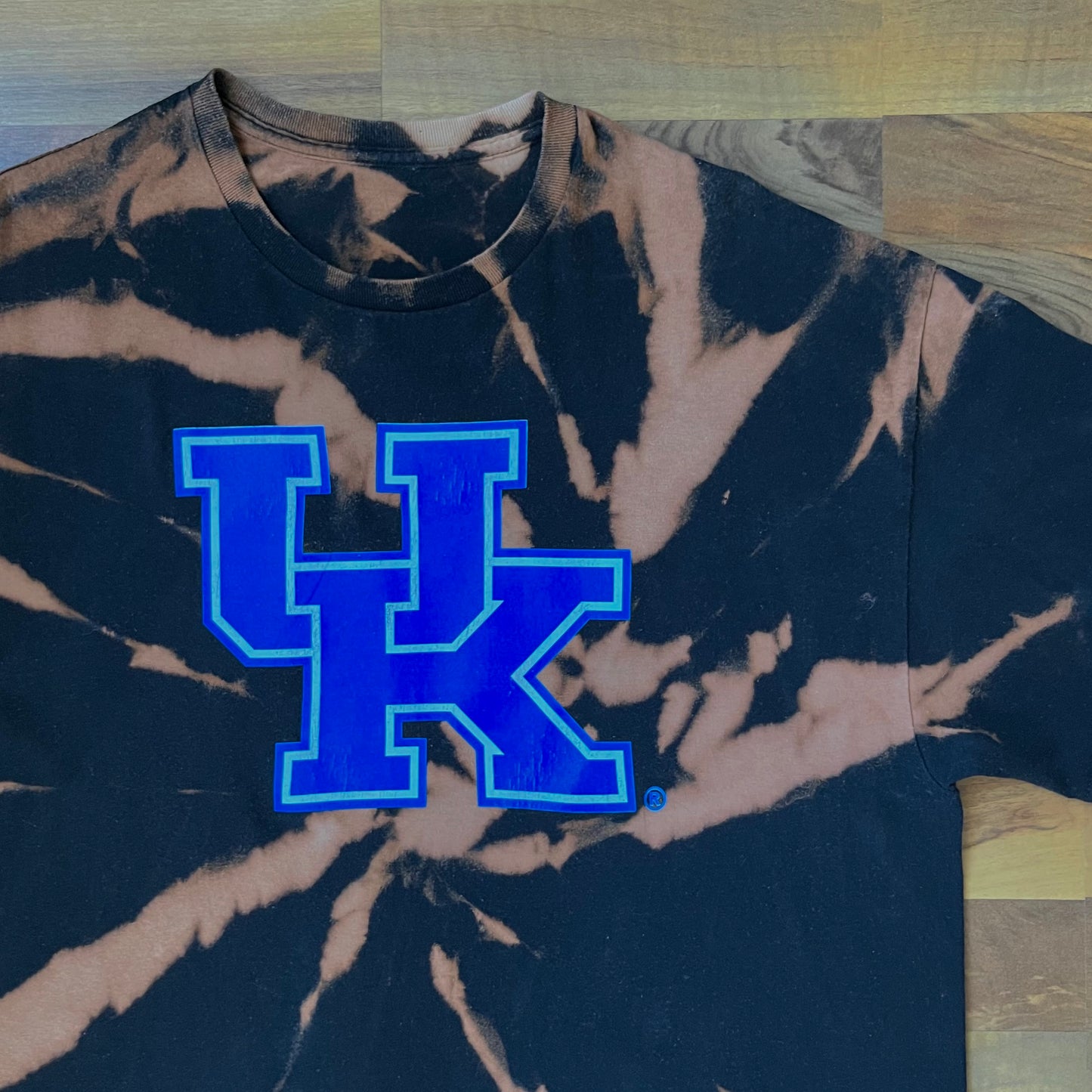 Bleached UK Kentucky Tee | XL