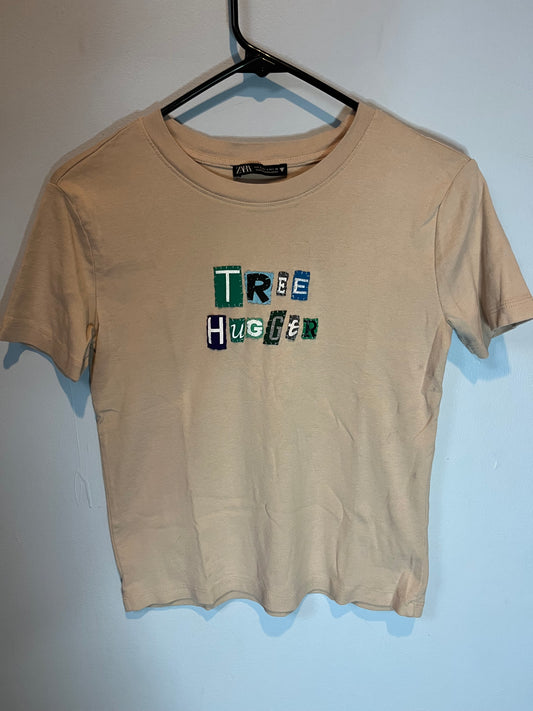 TREE HUGGER Baby Tee | Women's M