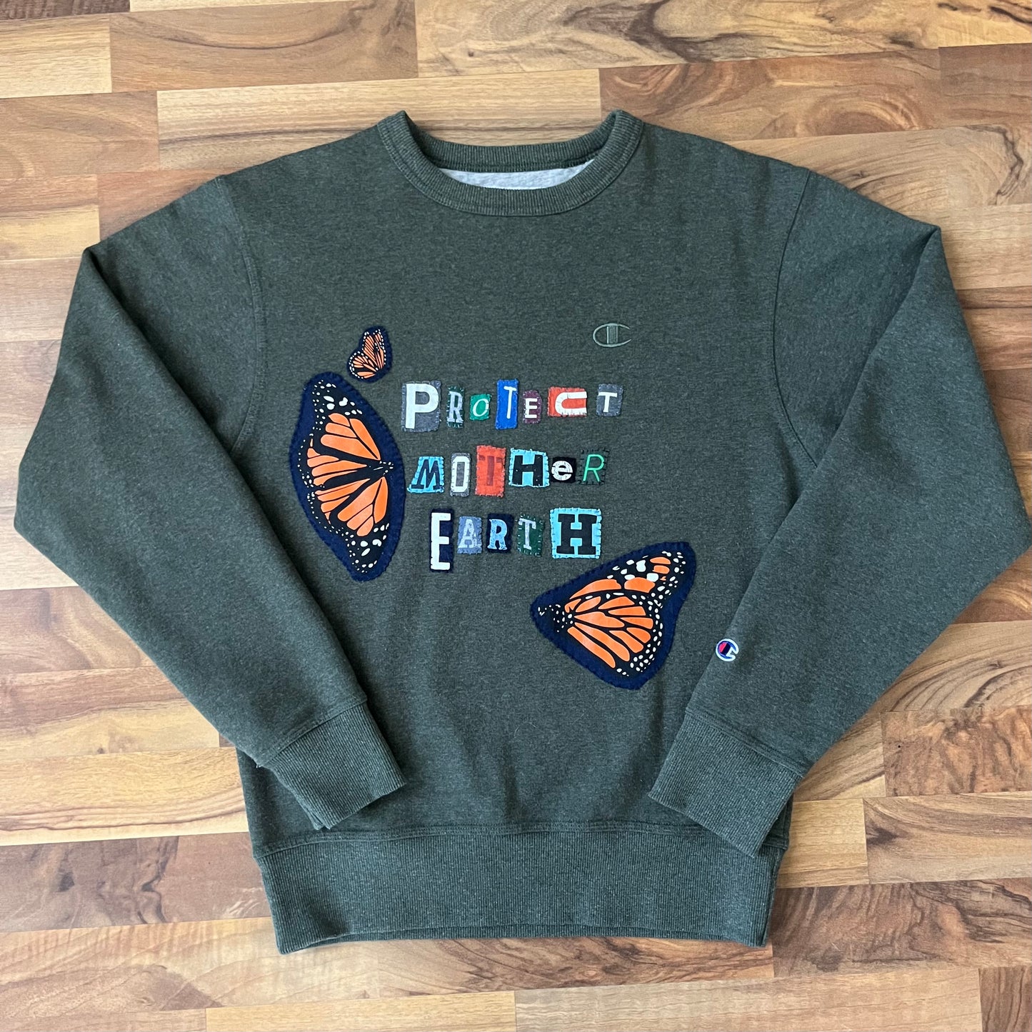 PROTECT MOTHER EARTH Crew | S