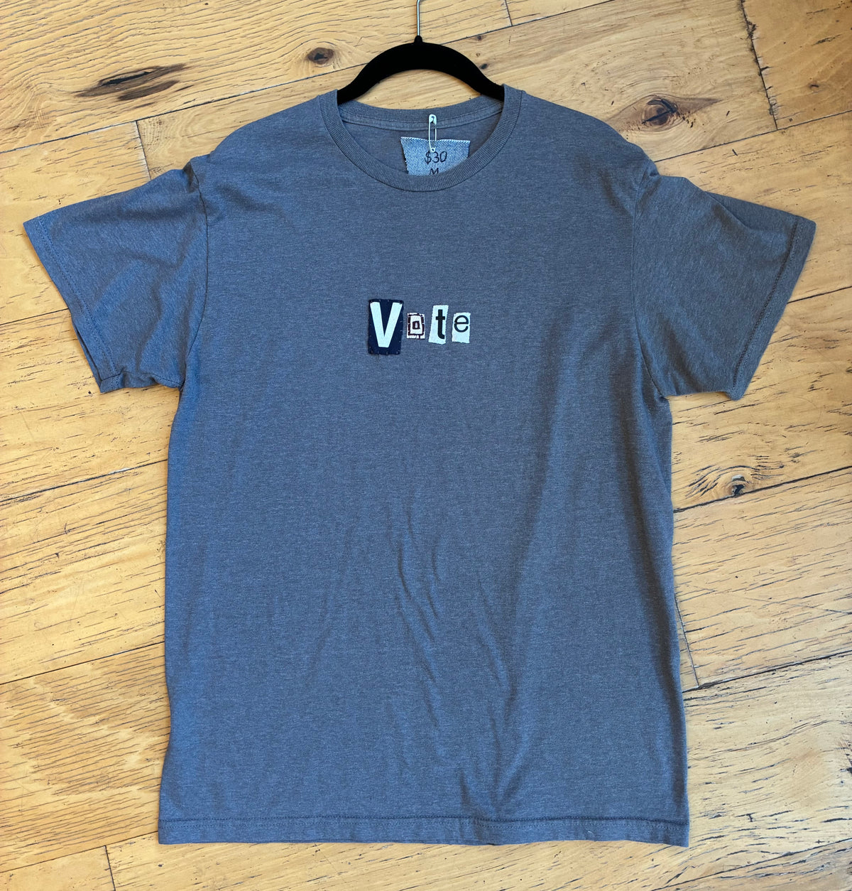 VOTE Tee | M