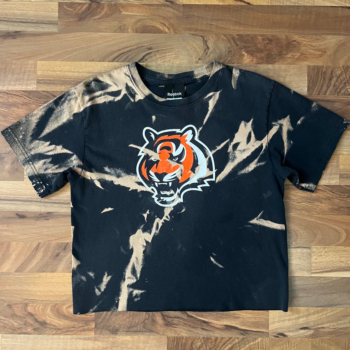 Bleached Semi-Cropped Bengals Tee | M