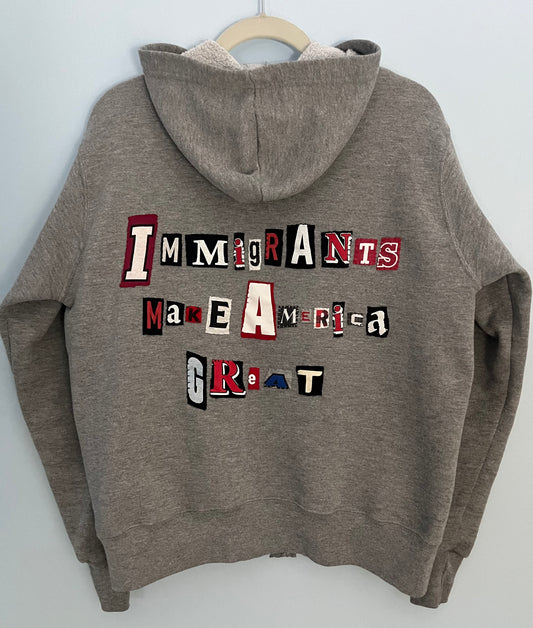 IMMIGRANTS MAKE AMERICA GREAT | Women's M/L