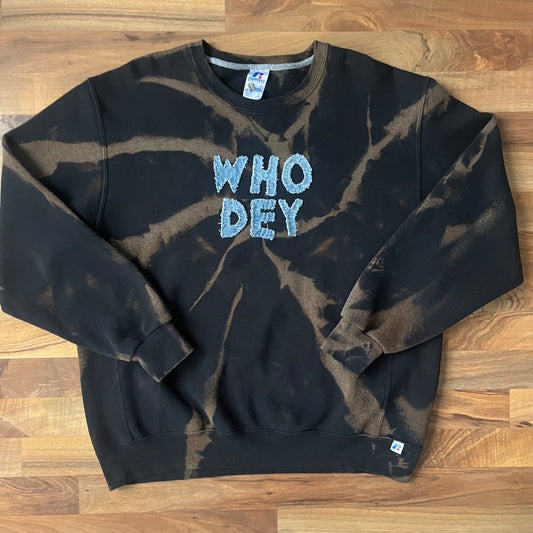 Bleached WHO DEY Crew | XL