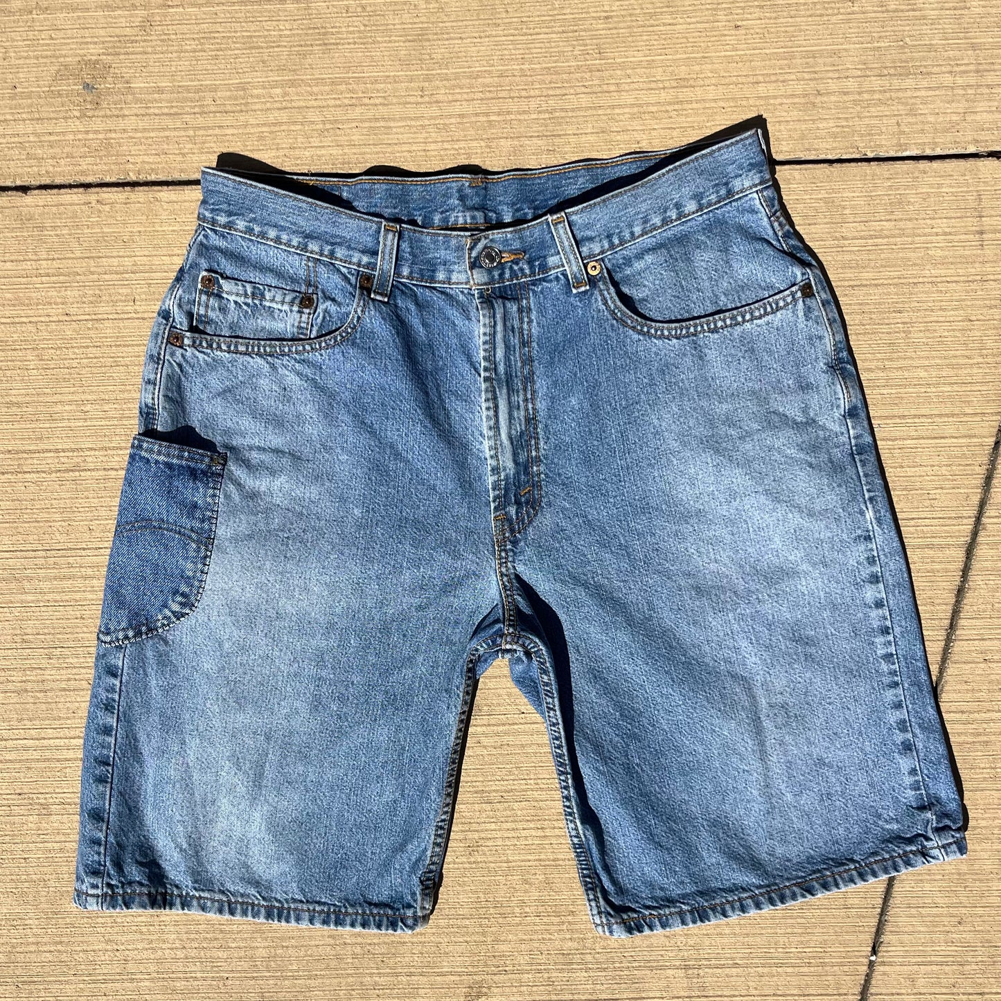 Repaired Levi 569 Dad Shorts | W:34