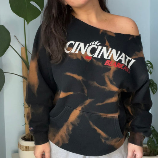 Off Shoulder Bleached Cincinnati Bearcats Crew | M