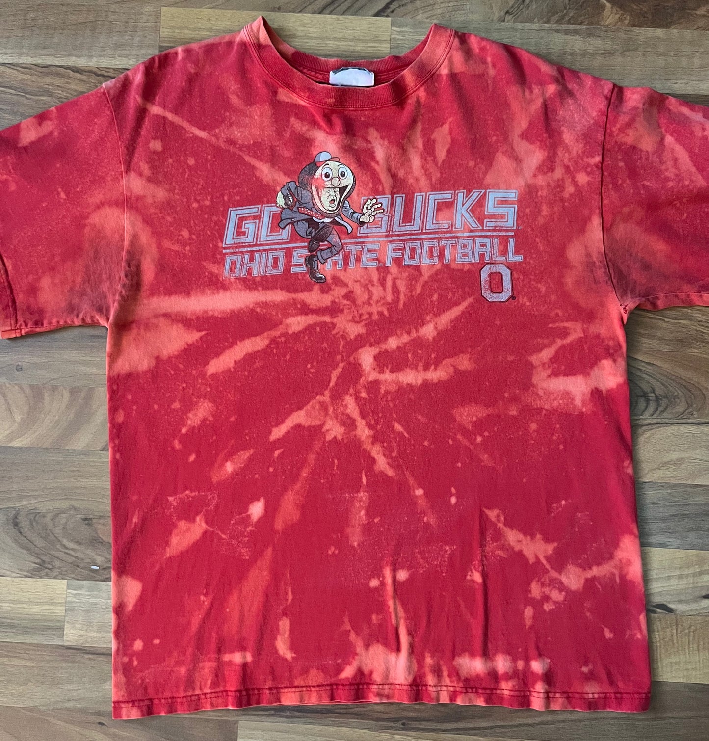 Bleached Grungey Ohio State Tee | L