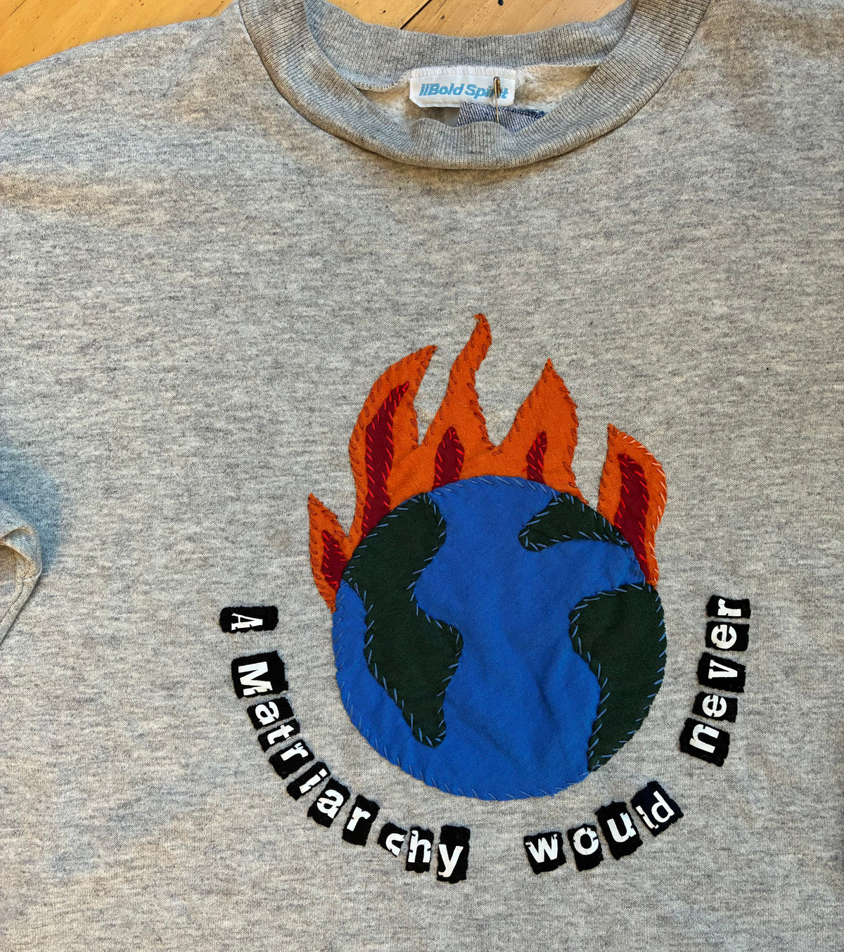 MATRIARCHY WOULD NEVER Vintage Crew | XL