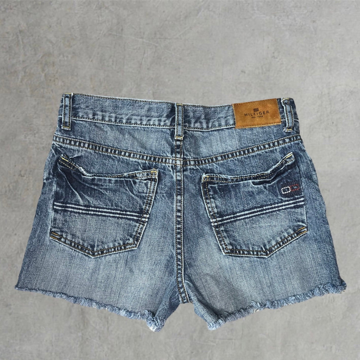 Dark Wash Tommy Jeans | W: 29